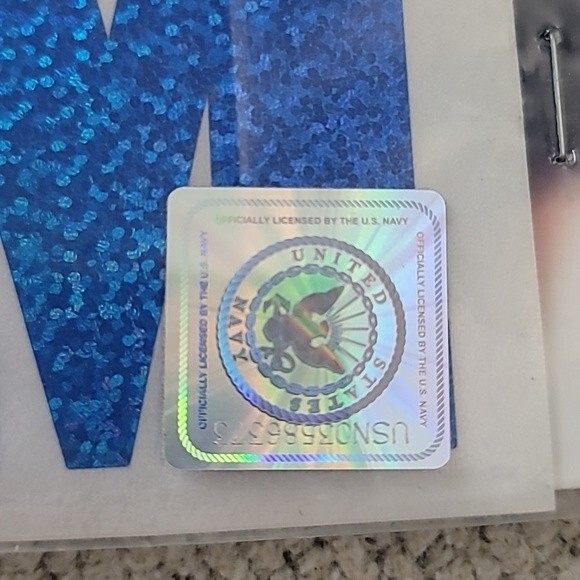 NAVY MOM Vinyl Transfer Sticker Officially Licensed of the US Navy Merchandise - Picture 3 of 4